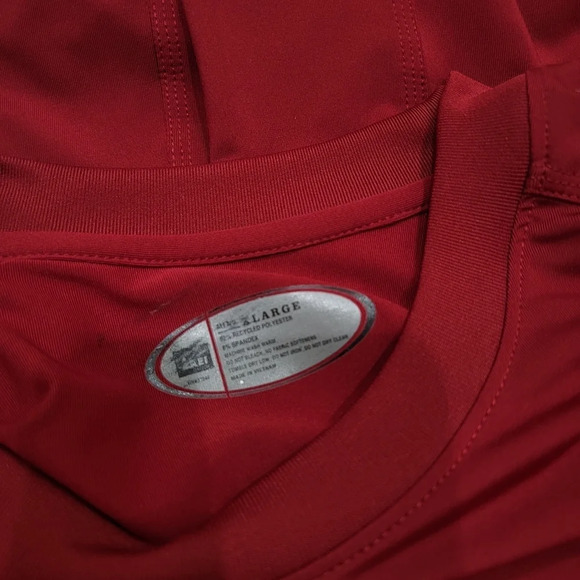 Bundle of active short sleeve shirts.  O'Neil,  Champion and REI. XL. - Picture 5 of 6